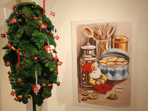 FOTO: Kapustový stromek, skřítci a pohádky. Výstava o Andersenovi přibližuje Vánoce v Dánsku