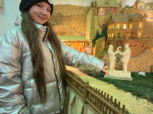 Legendární zakladatel Dostavníku Pavel Aligátor Nenkovský má figurku v mohelnickém betlému