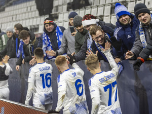 Policejní manévry, prohra a pak oslavy. Sigma bude hrát v Evropě i na jaře