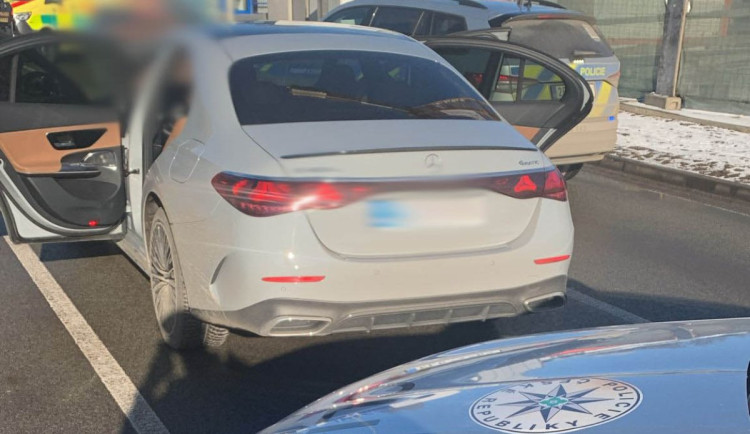 Na okraji Brna se poprali cizinci. Někteří skončili ve špitále, jiní na služebně