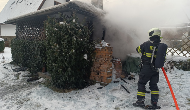 Během silvestrovských oslav řešili hasiči na jihu Čech hlavně menší požáry