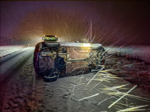 Tři opilé děti, potyčky, nehody a požáry kvůli pyrotechnice. To byl Silvestr v Olomouckém kraji