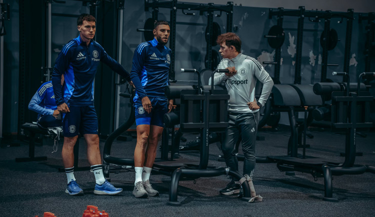 První den přípravy zahrnoval tradičně soustavu kondičních testů