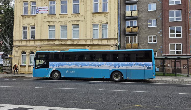 Čekání v mrazu a autobusy nikde. V Přerově ráno nevyjela značná část vozů MHD