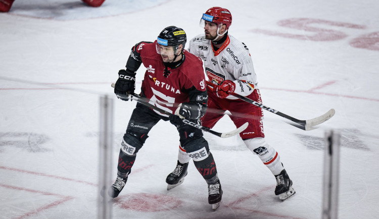 Hokejisté Sparty prohráli s Hradcem po nájezdech