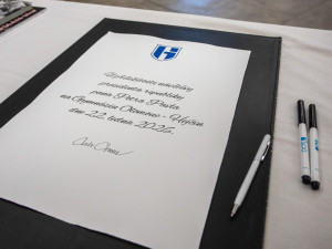 FOTO, VIDEO: Prezident ohromil studenty gymnázia v Olomouci. Loučili se ovací ve stoje