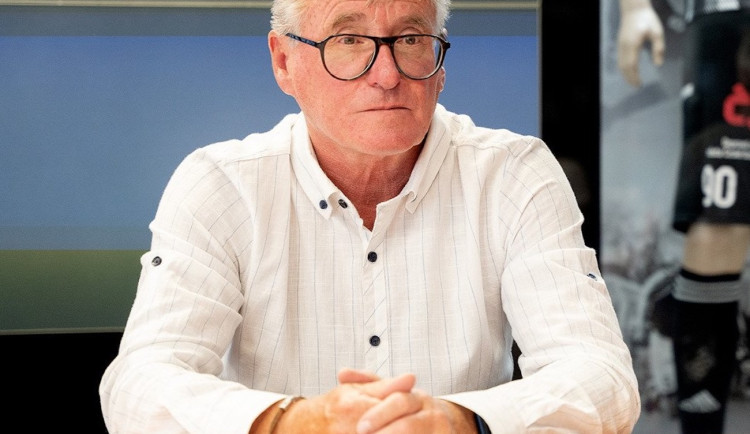 Milan Čadek končí v Dynamu. Vyjadřujeme hluboký respekt, píše klub v prohlášení