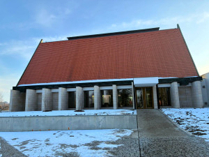 Smuteční obřady v Přerově se po roce a čtvrt vracejí do nově opravené síně na hřbitově