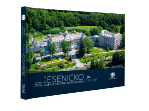 FOTOGALERIE: Jesenicko z ptačí perspektivy, nová kniha přináší letecké snímky. Podívejte se