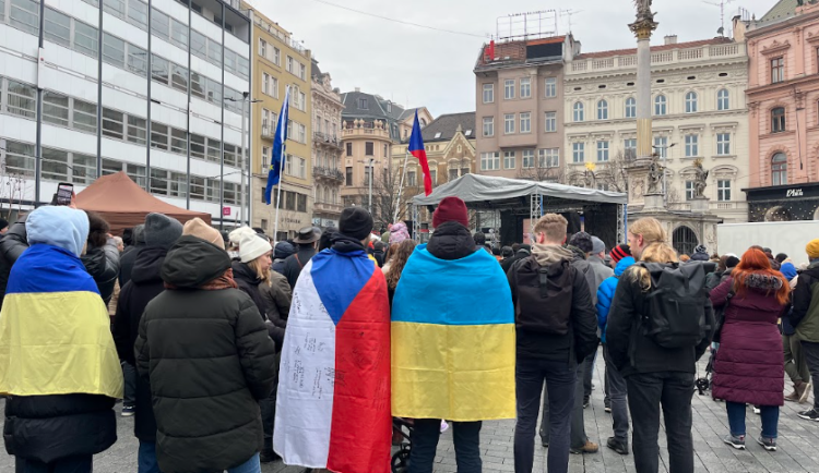Brňané podpořili Ukrajinu. Ke shromáždění promluvil i prezident