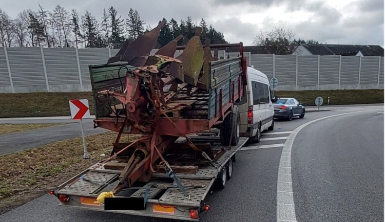 Policisté na dálnici D1 kontrolovali cizince, který neměl v Česku co dělat