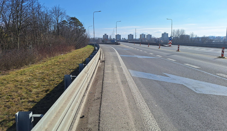 U přerovské estakády se budou dostavovat protihlukové panely