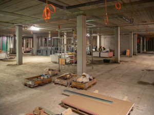 Rozestavěný superpavilon je dominantou areálu FN Olomouc. Hrubá stavba už bude hotová