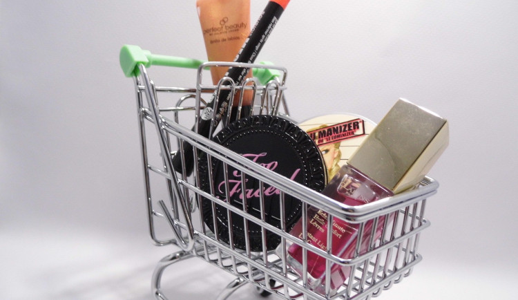 Online prodej táhl v lednu růst maloobchodních tržeb