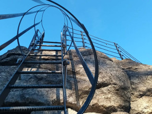 TIP NA VÝLET: Úchvatné vyhlídky nad Jeseníkem. Čertovy kameny, rozhledna Zlatý chlum a Křížový vrch