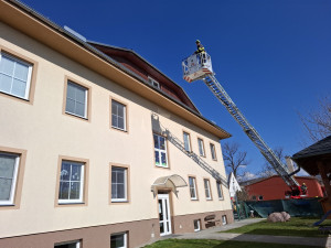 Silný vítr v Olomouckém kraji lámal stromy. Hasiči měli od rána už téměř padesát výjezdů