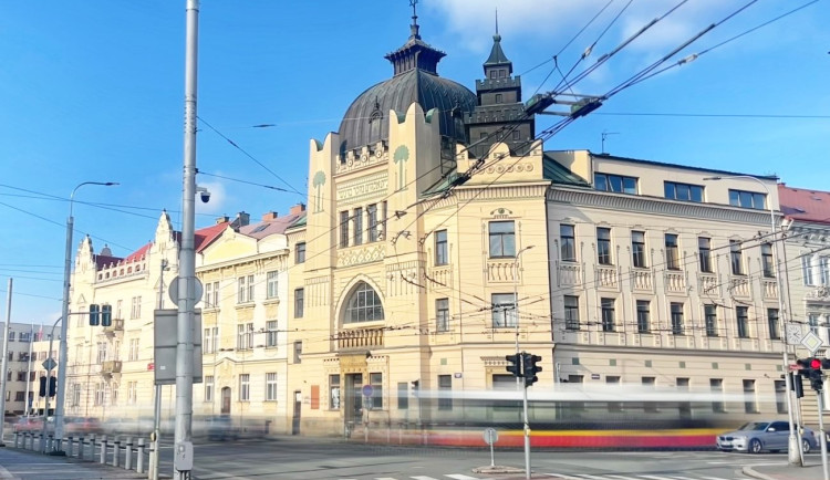 Dopravnímu podniku v Hradci Králové se citelně zvedly po zdražení nafty náklady