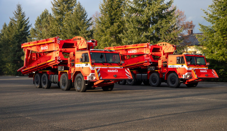 Mostní vozidla AM-70 EX