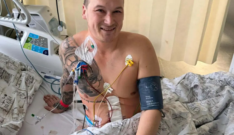 Operace i onkologická léčba. Marek z Jesenicka bojuje s nevyléčitelným syndromem