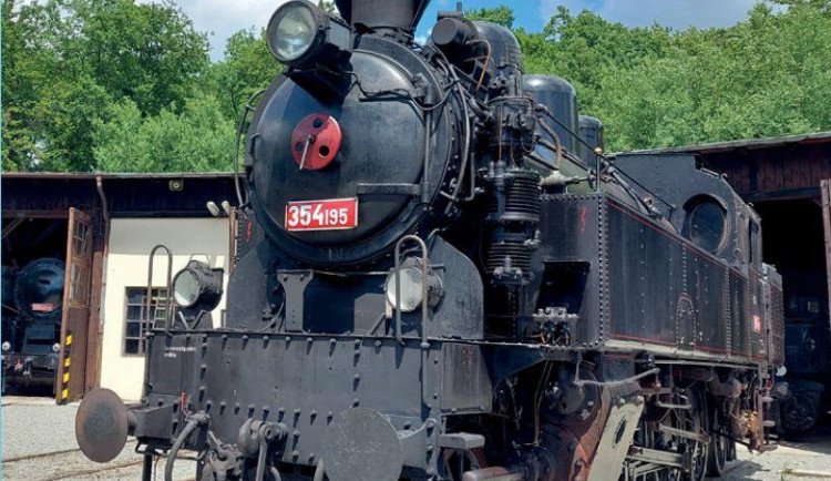 Velikonoční jízda s historickým vlakem láká na nevšední zážitek