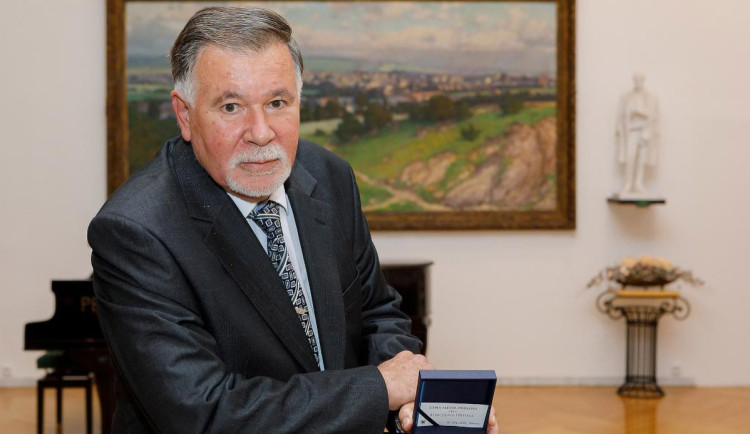 Bohuslav Přidal získal za svou celoživotní práci nejen pro přerovskou kulturu Cenu města Přerova