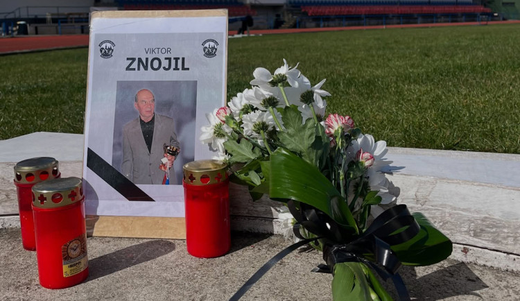 Svíčky ve vrhačském kruhu. Olomoucké atlety navždy opustil legendární trenér Viktor Znojil