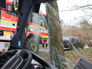 Opilý řidič autobusu MHD havaroval u Přerova. Dostane okamžitou výpověď, primátor zuří
