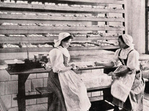 Střípky z historie. Olomoucké tvarůžky si letos připomínají 150 let od zahájení výroby v Lošticích