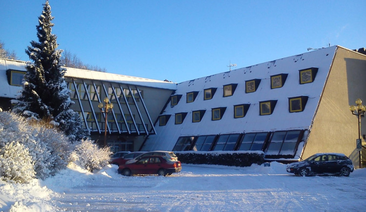 Ikonický hotel ve Velkých Losinách čeká velká rekonstrukce. Investice je 140 milionů