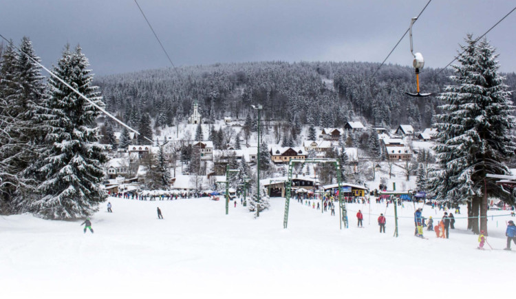 V Bedřichově budou v referendu rozhodovat, zda bude možné zastavět skiareál