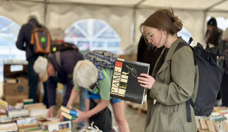 Literatura zaplní Budějce. Festival nabídne týden plný knih, hudby i debat