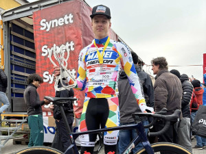 Snový začátek sezony. Nadějní cyklisté z Hané excelovali v závodech Českého poháru