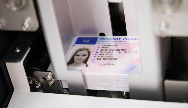 Motoristé, pozor. V kraji letos končí platnost 26 tisíc řidičských průkazů