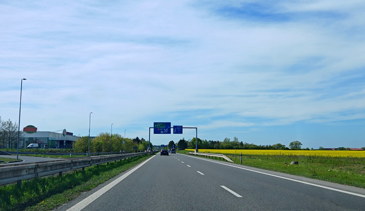 Půlroční omezení na rušném tahu v Olomouci: Pražskou přetne křižovatka pro nové byty