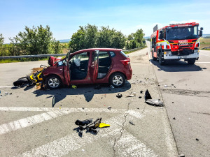 Mladý motorkář přímý střet nepřežil. Sedmasedmdesátiletá řidička mu u Litovle nedala přednost