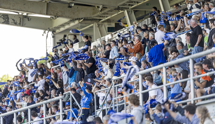Fanoušci Sigmy při utkání na Andrově stadionu