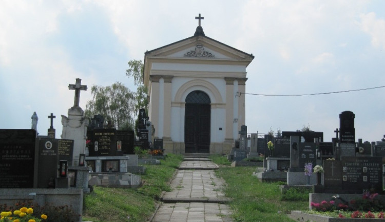 DRBNA HISTORIČKA: Kinští v Náměšti na Hané nenechali stopu jen na zámku, ale měli zde také hrobkou