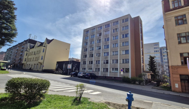 Po odkupu problémové ubytovny Neptun se Jablonec zaměří na další objekty