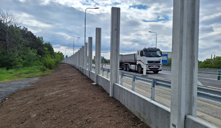 Výpadovka se otevřela, ale jen na týden. Město Přerov ani řidiči postup prací nechápou