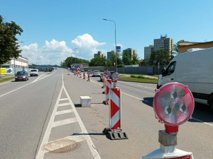 Výpadovka z Přerova se otevřela, ale jen na týden. Město ani řidiči postup prací nechápou