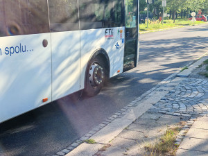 VIDEO: Houpačka na Polské. Olomouc reklamuje zvlněnou silnici po rekonstrukci plynovodu
