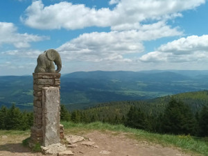 TIP NA VÝLET: Králický Sněžník dá zabrat, okouzlí i pobaví. Pramen Moravy ve vedrech osvěží