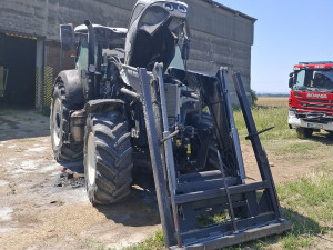 Hrozba požárů narůstá. Hasiči krotí plameny v extrémní zátěži