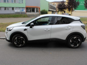 Policie hledá cyklistu, který na přejezdu v Přerově narazil do auta a upadl. Pak se omluvil a odjel