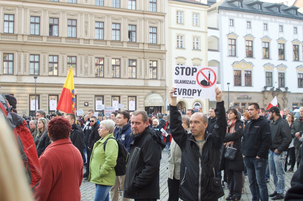 Demonstrace na Horním náměstí