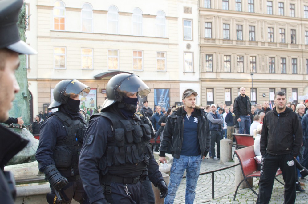 Demonstrace na Horním náměstí