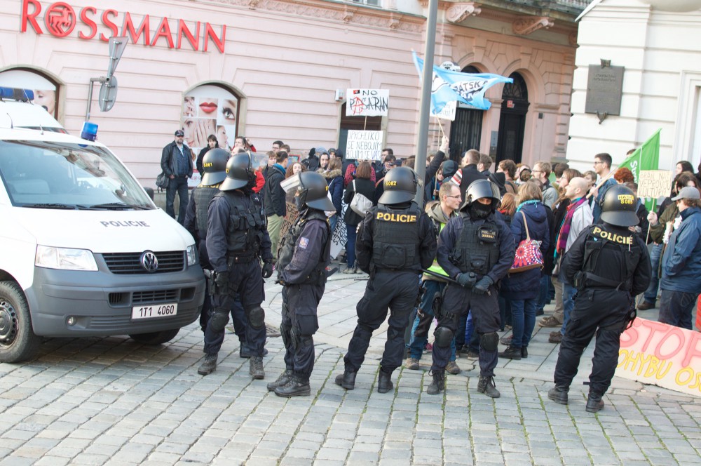 Demonstrace na Horním náměstí