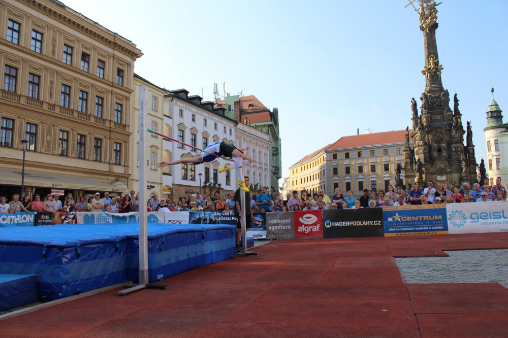 XI. ročník Hanácké laťky na Horním náměstí