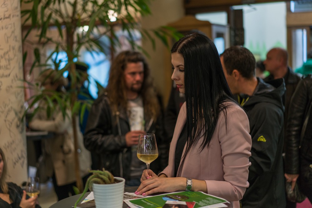 FOTO: Vypracovanější tělo Kino Metropol nezažilo. Publikum tam rozohnil Václav "Noid" Bárta