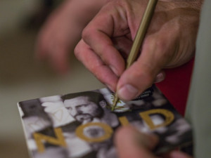 FOTO: Vypracovanější tělo Kino Metropol nezažilo. Publikum tam rozohnil Václav &quot;Noid&quot; Bárta